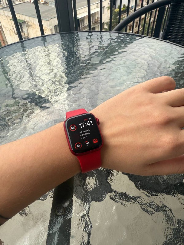 Apple Watch Series 7 41 мм алюминий Product Red