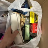 Коробка с продуктами и хозяйственными товарами 3