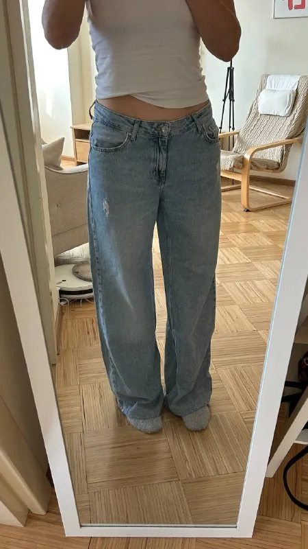 Голубые джинсы Pull&Bear 1