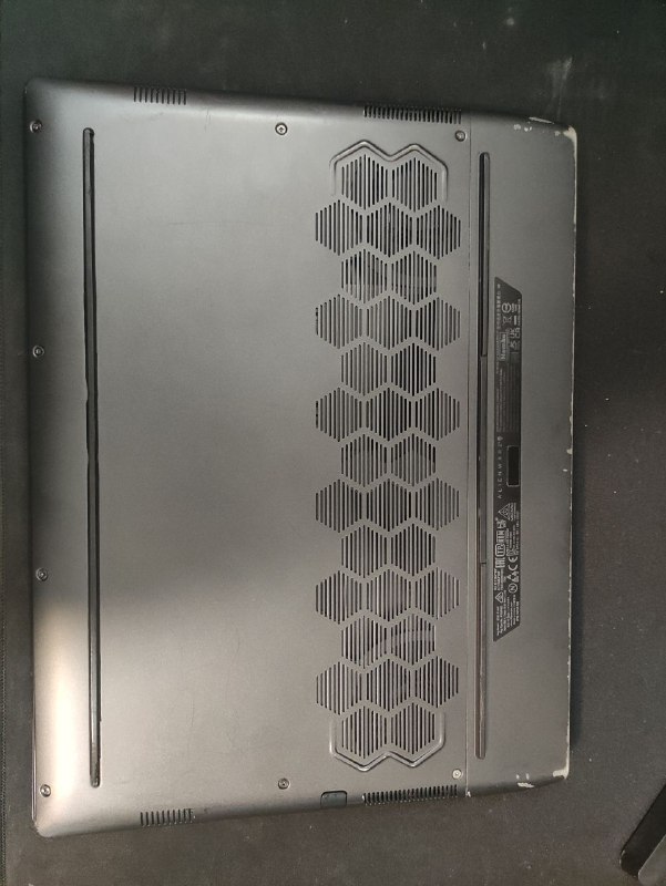 Игровой ноутбук Dell Alienware M15 R5 5