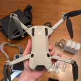 DJI Mini 4 Pro Fly More Combo 6