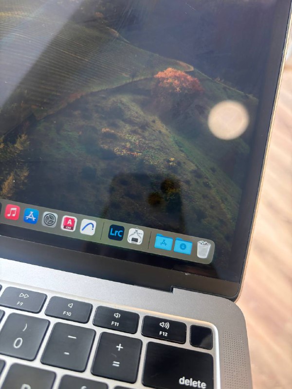 Macbook Air 2018 i5 8/128GB ноутбук 5