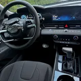 HYUNDAI ELANTRA LIMITED Hybrid 4