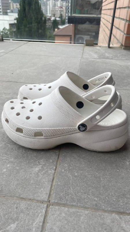 Женские белые кроксы Crocs размер 37-38