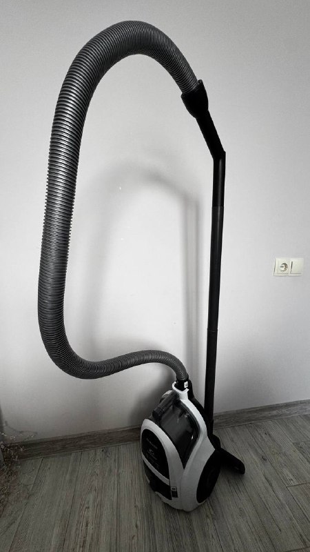 Пылесос Samsung Air Track 4