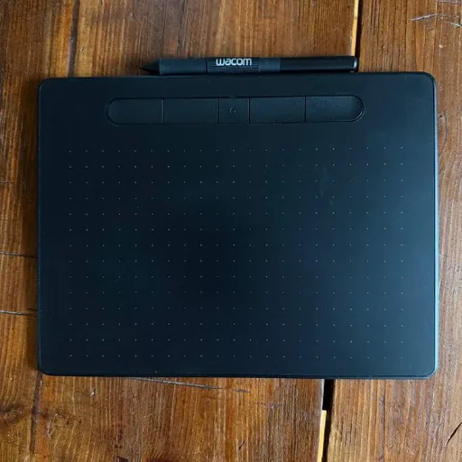Графический планшет Wacom Intuos M