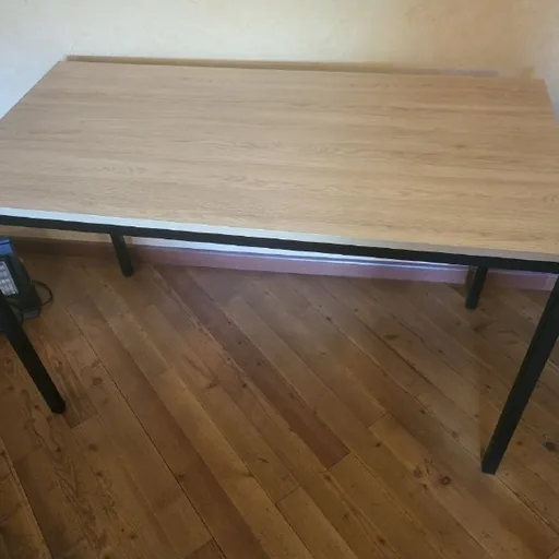 Стол
