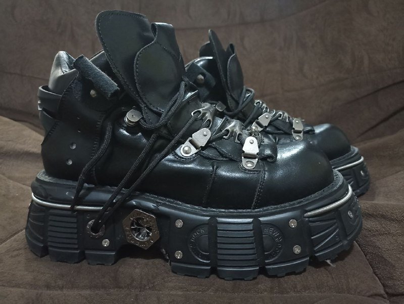 Мужская обувь размер 40 2