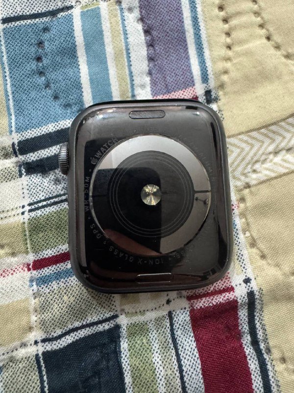 Apple Watch 4 44, кабель зарядки, ремень 3