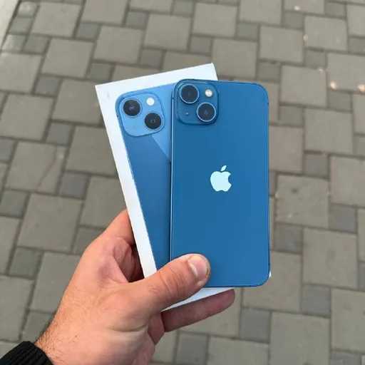 iPhone 13 256GB