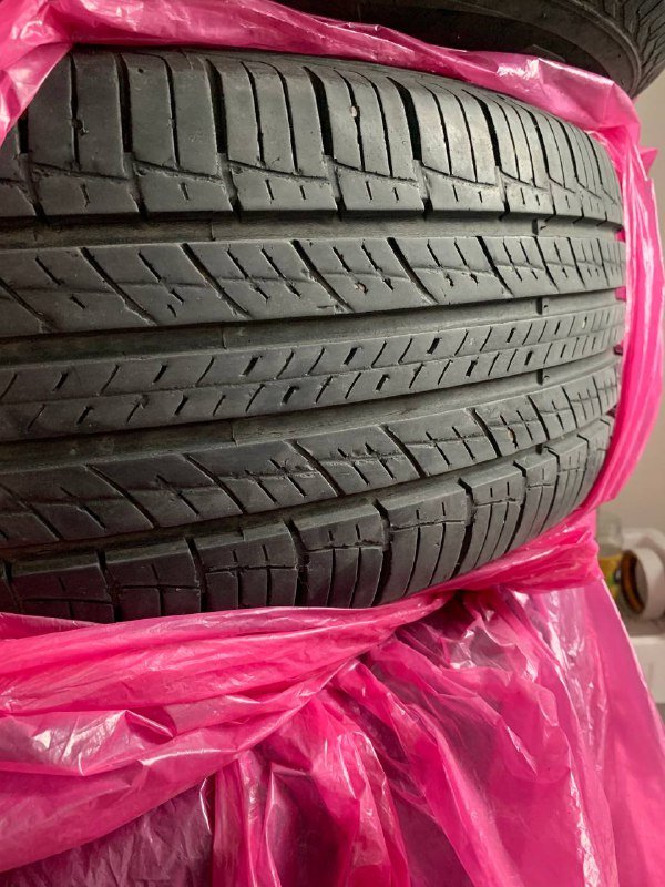 Шина Hankook 215/70R16 100H 2019 года 3