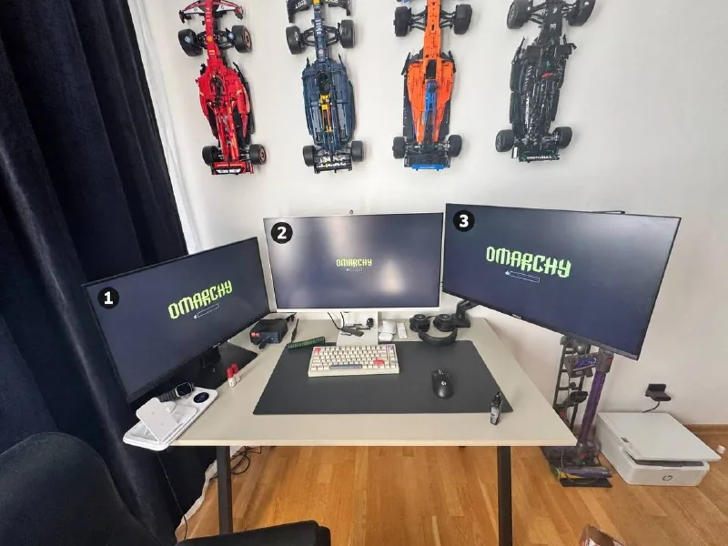 Мониторы ASUS, Samsung Smart Monitor M8, Tesla