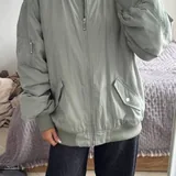Бомбер H&M 2