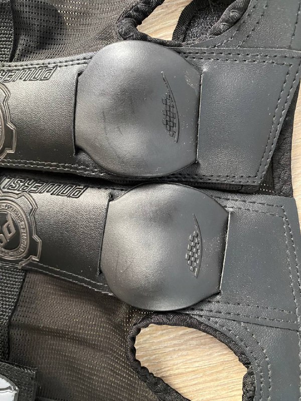 топы meeting, поло, топ nike, капри белые, защита кистей для катания 7