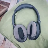 Sony WH-1000XM4 headphones 2