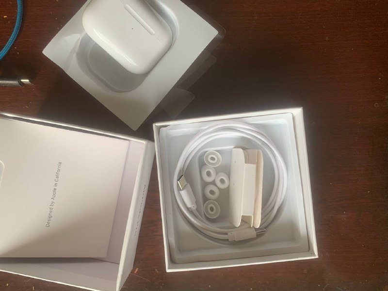 Apple AirPods Pro 2nd generation 2