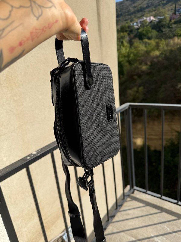 Босоножки Massimo Dutti, сумка Pedro, пальто H&M, поясная сумка Adidas 5