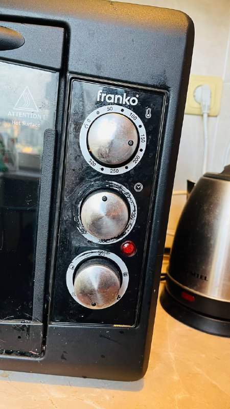 Печь электрическая Franko с 3 противнями 2