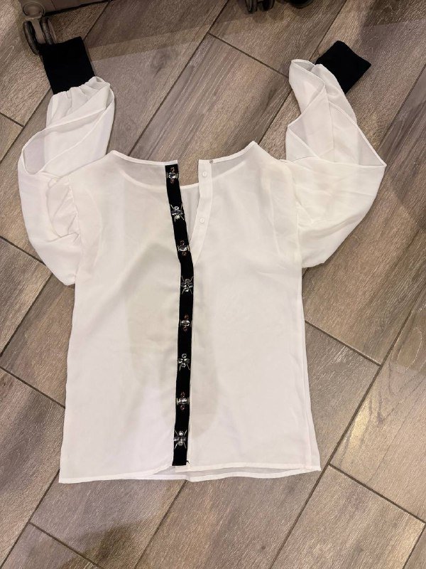 женская одежда, джинсы, куртка, парфюм 3