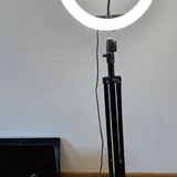 LED кольцевая лампа со штативом 2