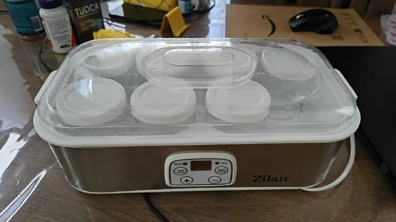 Йогуртница Zilan