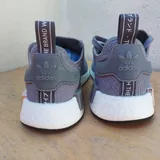 Adidas кроссовки 2
