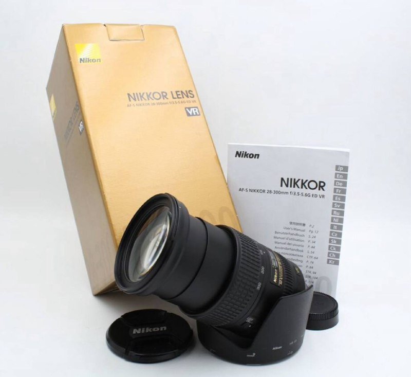 Объектив Nikon 28-300mm f/3.5-5.6G AF-S ED VR Nikkor