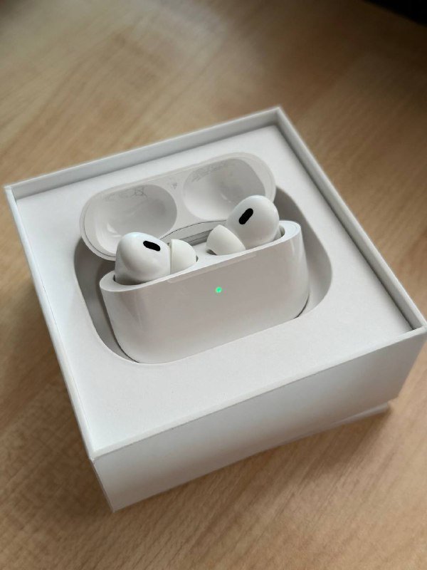 Apple AirPods Pro 2nd generation с MagSafe Charging Case