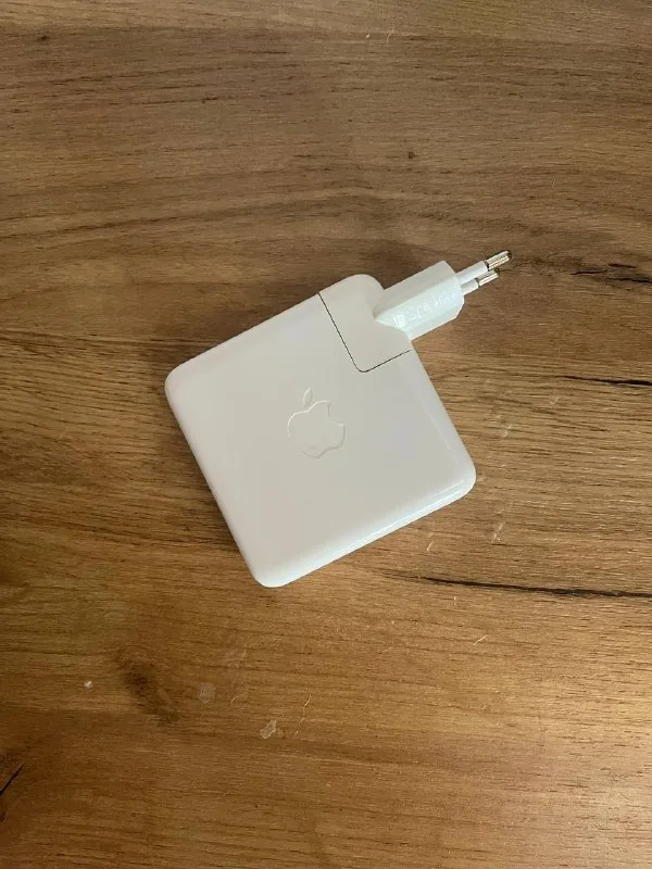 Адаптер Apple 67W для MacBook 1