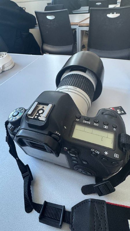 Canon EOS 6D фотоаппарат, 2 объектива, 2 батарейки