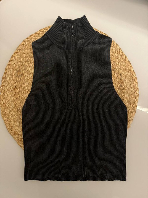 Топ с горловиной STRADIVARIUS размер S