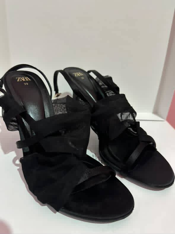 Босоножки Zara 39