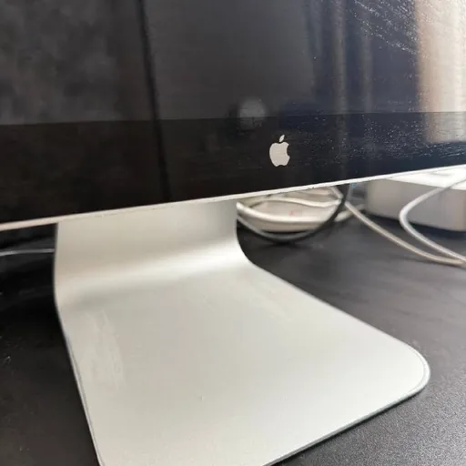 Монитор Apple LED Cinema Display A1267 24 дюйма
