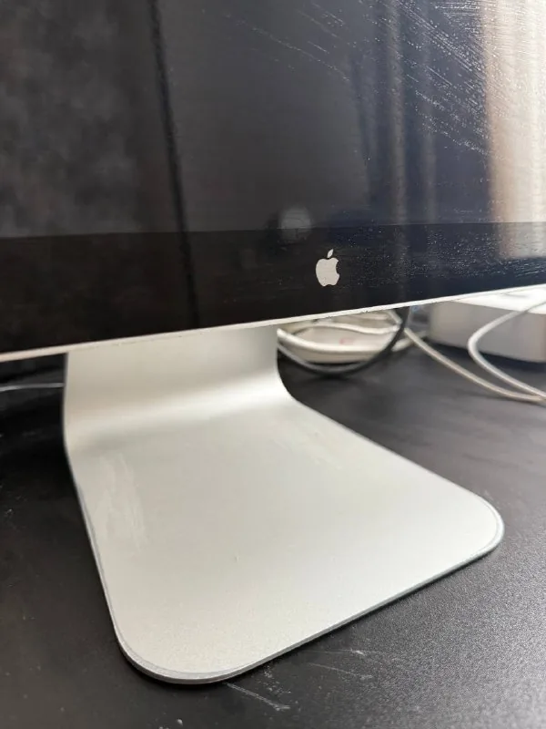 Монитор Apple LED Cinema Display A1267 24 дюйма 1