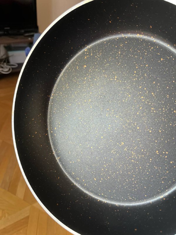 Большая глубокая сковорода с крышкой и ручками 3