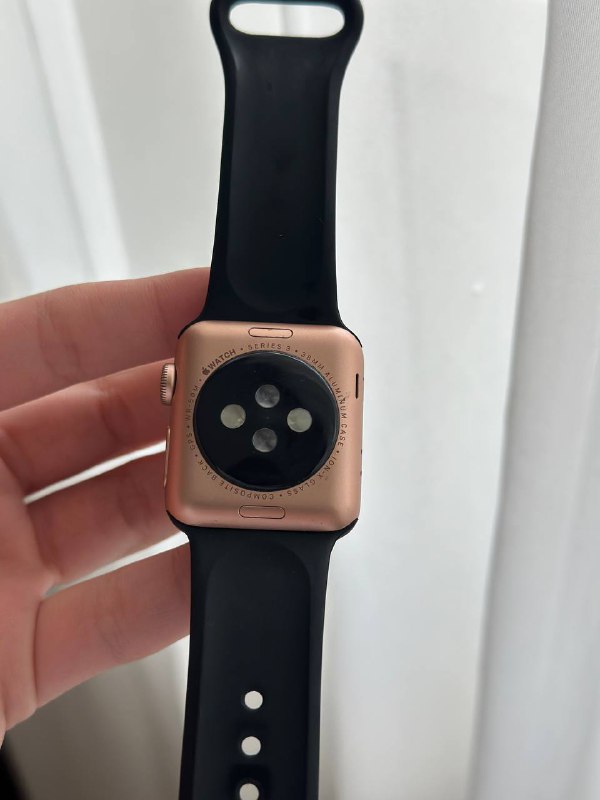 Apple Watch Series 3 • 38 MM, charging, straps 2