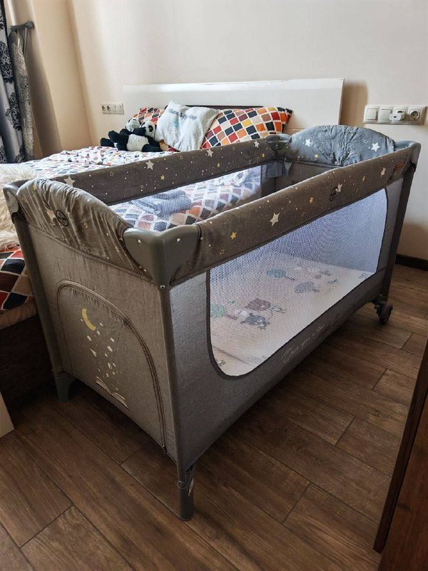 Первый супердомик Мирона манеж кроватка для младенцев