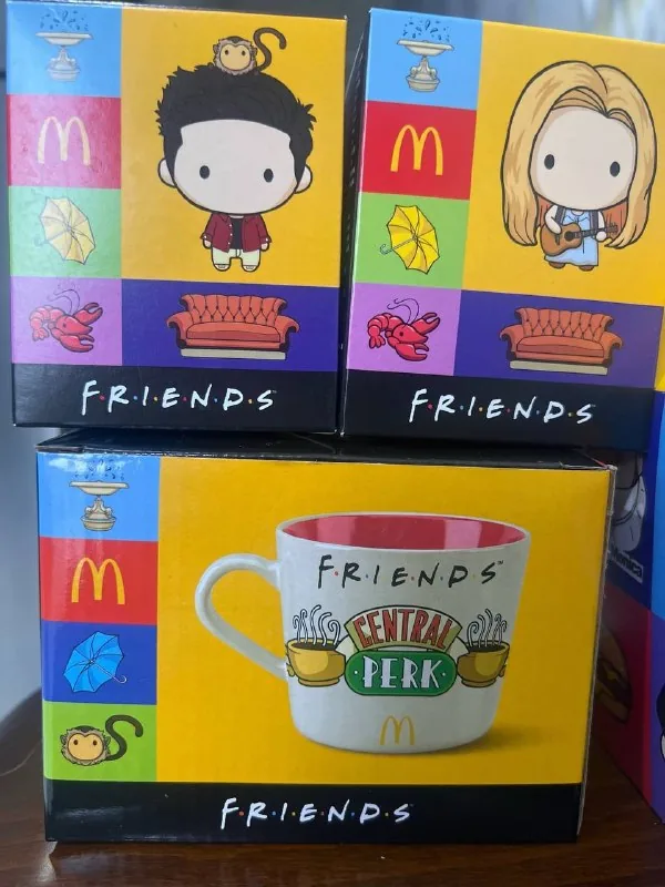 Фигурки Друзья, чашка Central Perk
