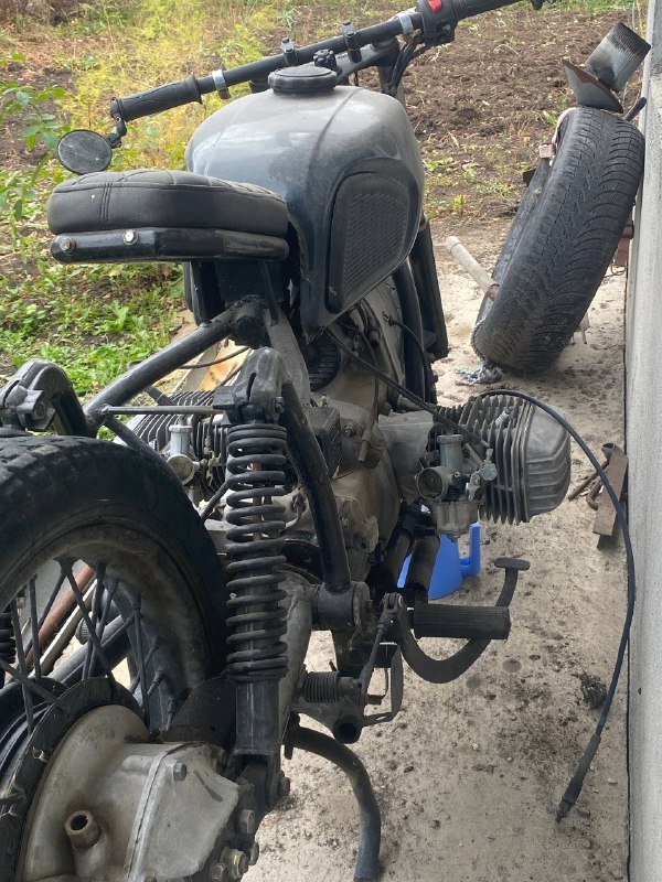 Советский мотоцикл Днепр 9