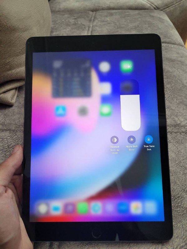 iPad 9 LTE в хорошем состоянии + чехол 2