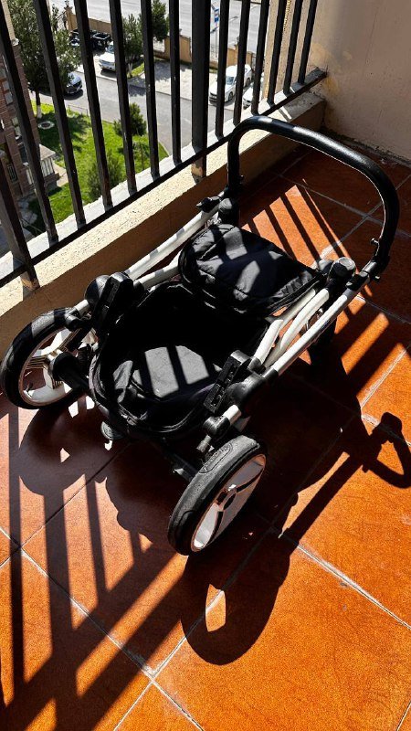 Коляска-короб с дождевиком 7