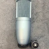 Наушники Beyerdynamic DT 990 Pro, микрофон AKG P120, звуковая карта Universal Audio Volt 1, пантограф, XLR-кабель Rode 8