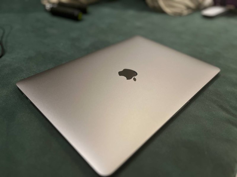 MacBook Pro 13” m1 (late 2020) 3