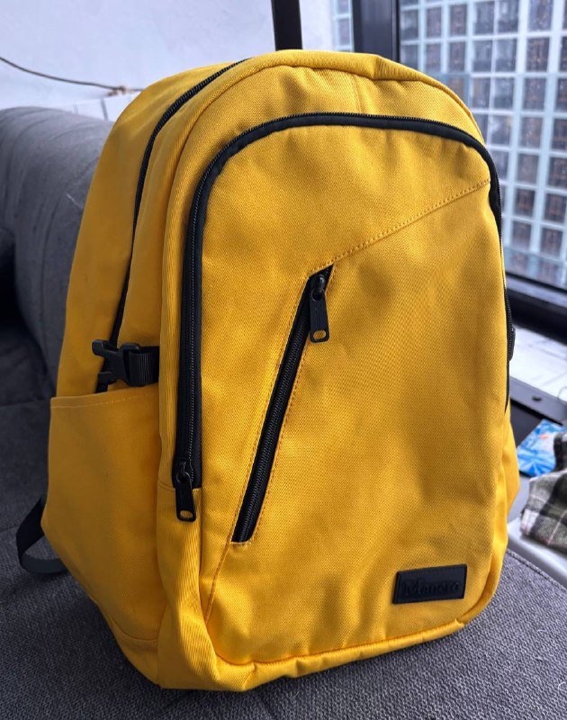Желтый рюкзак с отделением для ноутбука