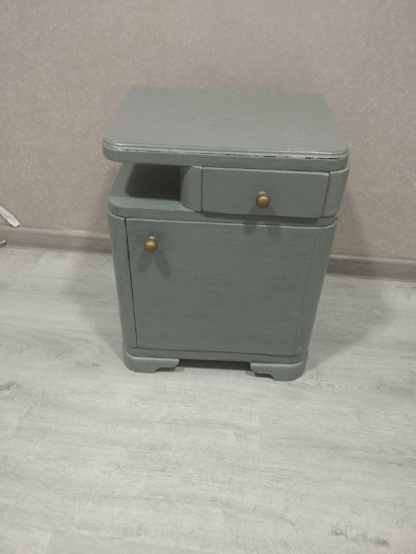 Тумбочка, шкаф