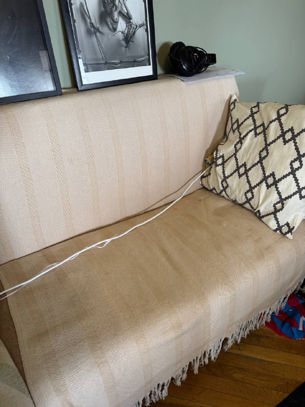 Покрывало JYSK темно-синего цвета, Плед JYSK с зелеными полосками, Плед JYSK розовый 3