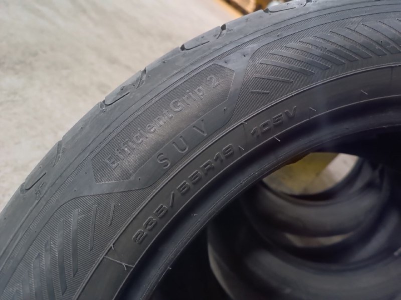 Летняя резина Continental PremiumContact 6 235/55 R19 V XL 4