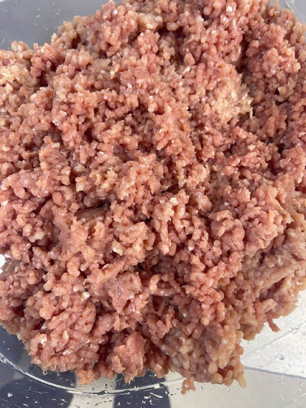 Фарш, сало, квашеная капуста, шашлык и мясные продукты