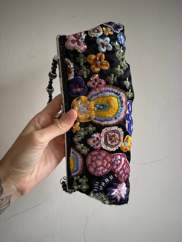 Винтажный клатч с вышивкой бисером и пайетками 4