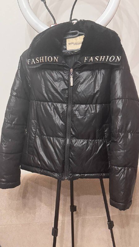 Куртка Дэми размер S